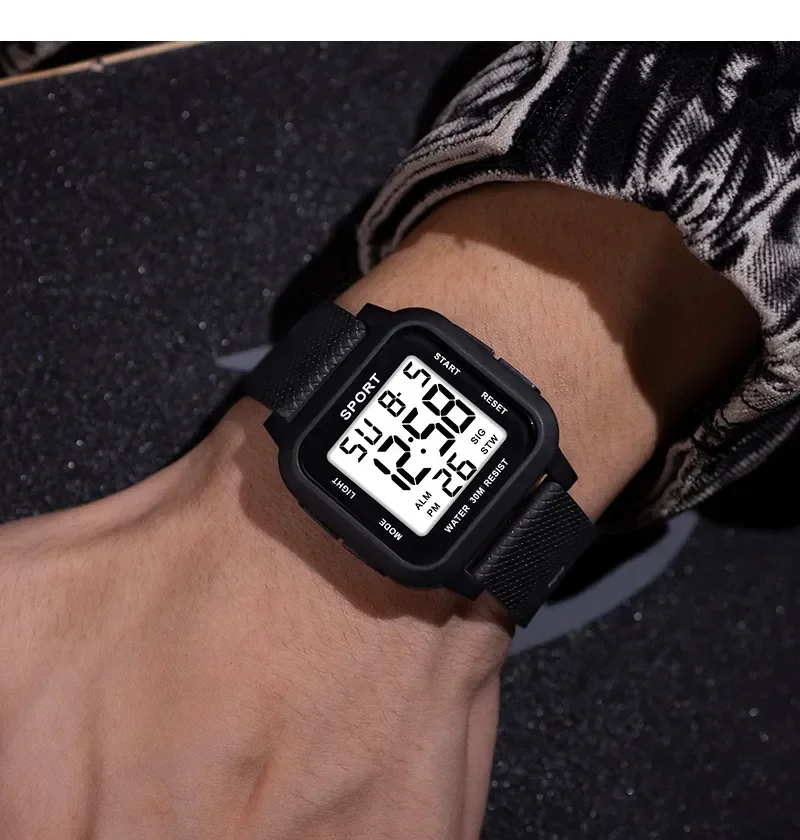 YIKAZE Men's Sports Watches Wa - огляд і ціна Electronics Gadgets For Men